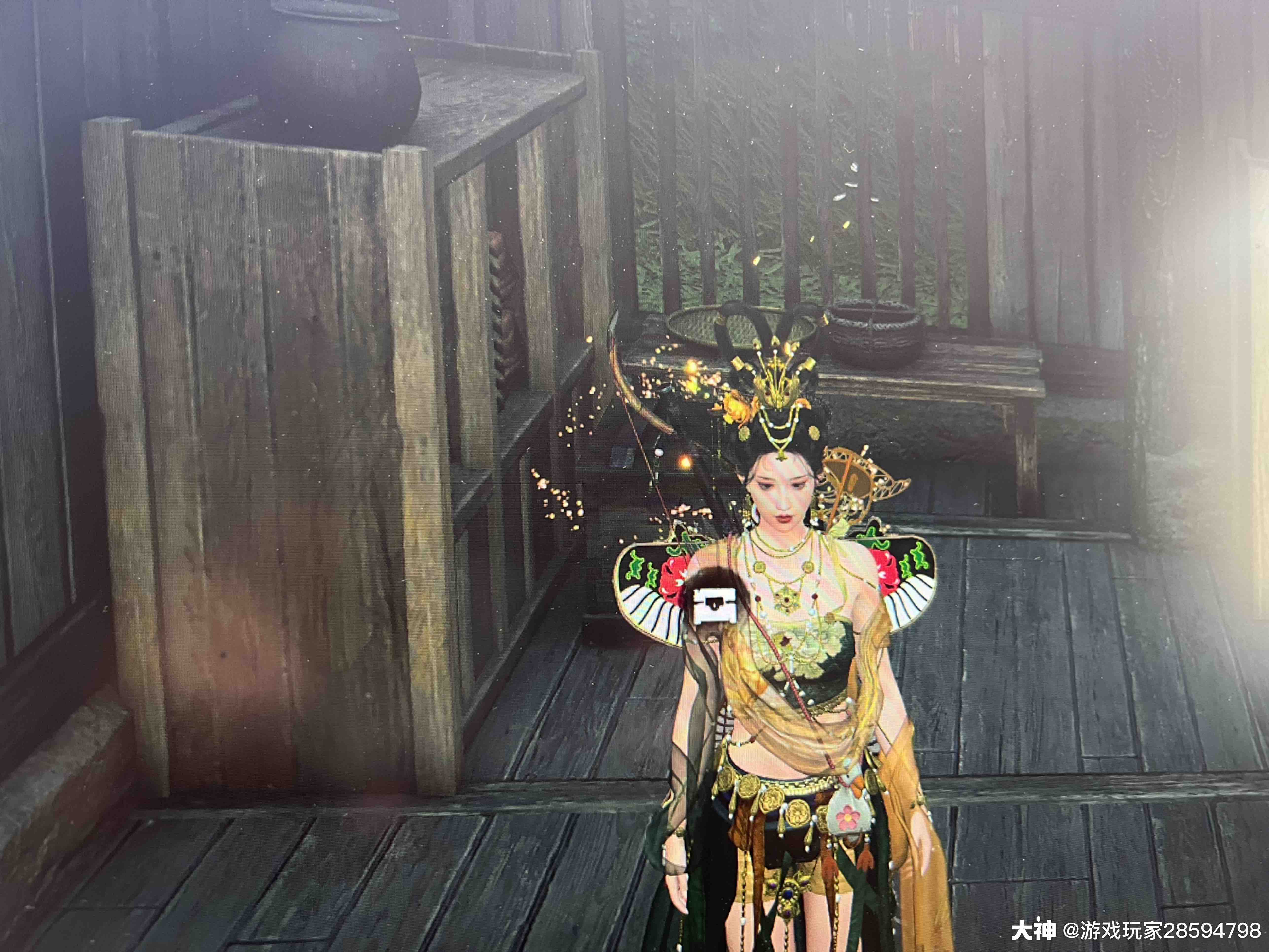 Treasure Chest in Qinghe - Buddha Light Peak